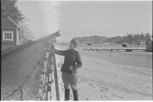 Seiskarin kalastajia Rymättylässä.