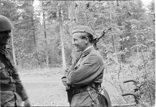 Kapteeni Salske ja ratsumies Suomela