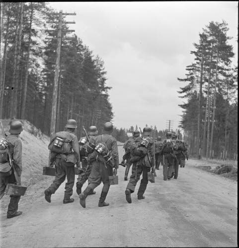 Sotasampo Image 77045