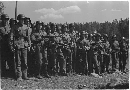 Kannaksen valloittajia (ryhmäkuva)