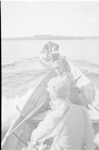 "Eräjärven juna" Peräisen järvellä lähellä rajaa