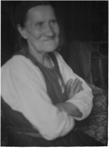 79v. Mari Huotarinen, Erki-poika vankilassa, toinen suomessa.